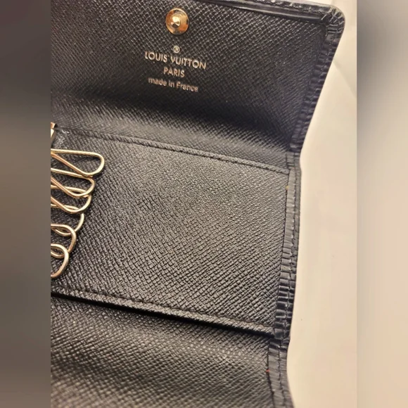 Louis Vuitton Epi Leather Black 6 Key Ring